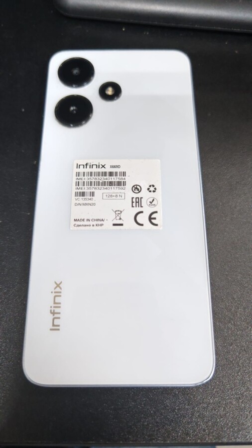 Мобильный телефон Infinix