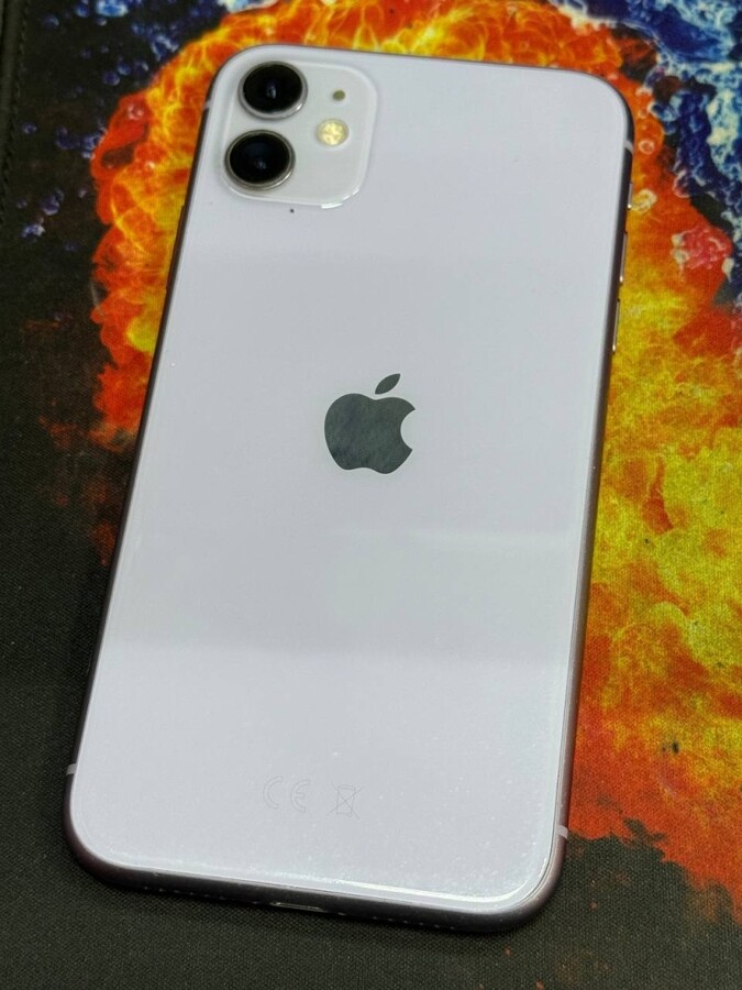 Смартфон iPhone 11 128 Gb