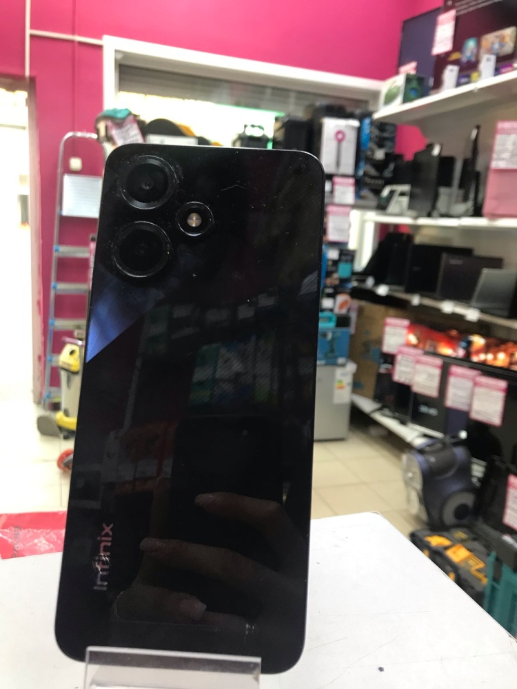 Мобильный телефон Infinix HOT 30 Play 8/128