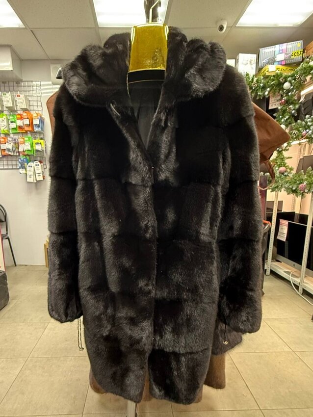 Шуба НОРКОВАЯ 44 Р