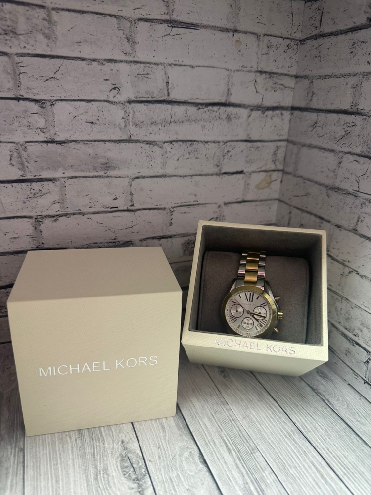 Часы MICHAEL KORS