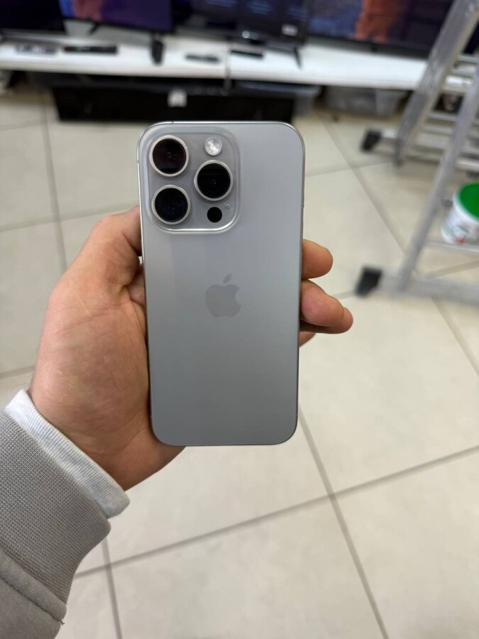 Смартфон iPhone 15 PRO 128gb