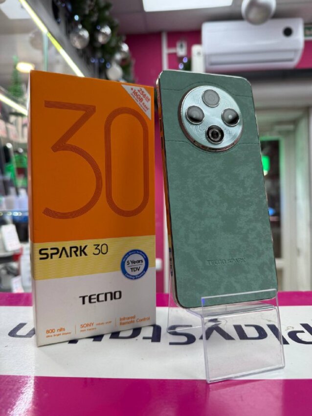 Мобильный телефон Tecno Spark 30 8/256gb
