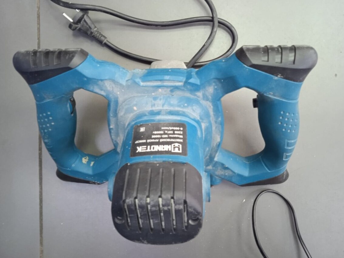 Строительный миксер электрический ручной Handtek md-1800e