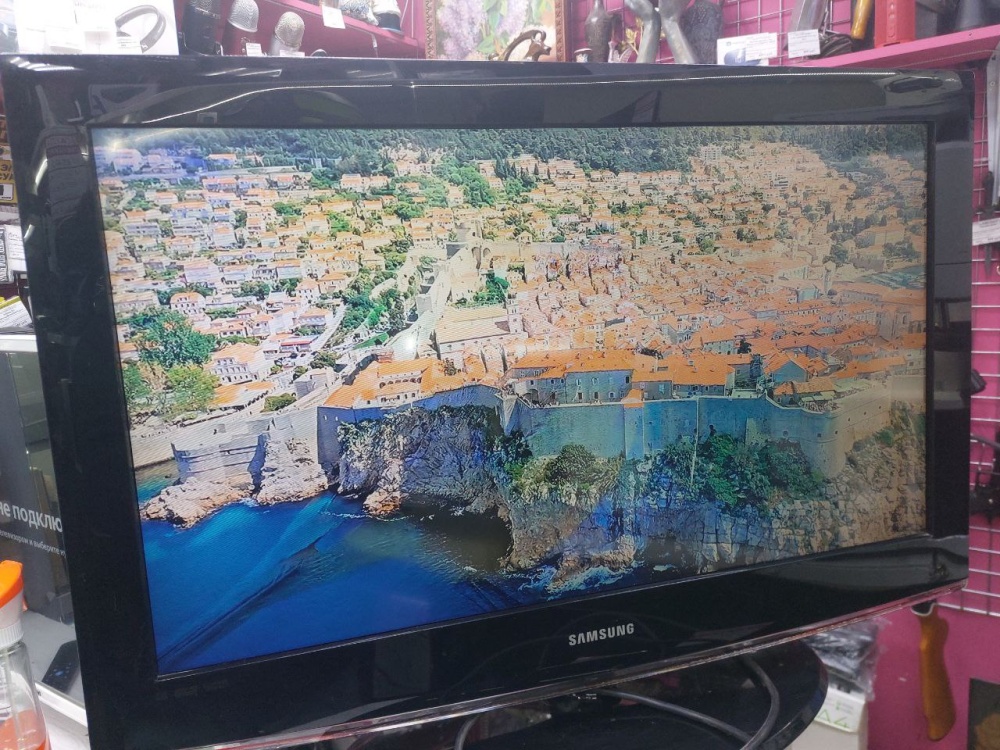 Телевизор Samsung 32
