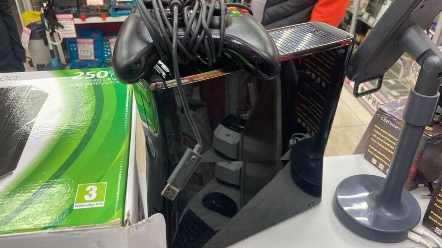 Игровая приставка XBOX 360