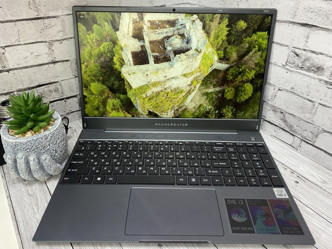 Ноутбук  Machcreator One i3 (JB0C1B001RU)