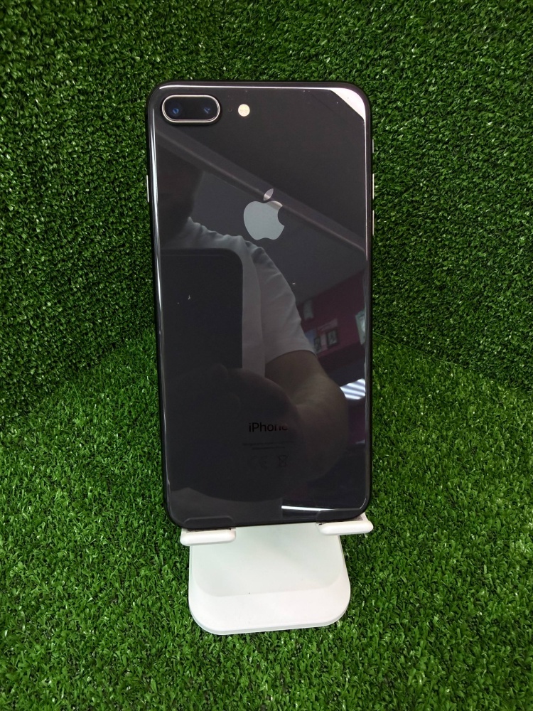 Смартфон iPhone 8+ 64 Gb