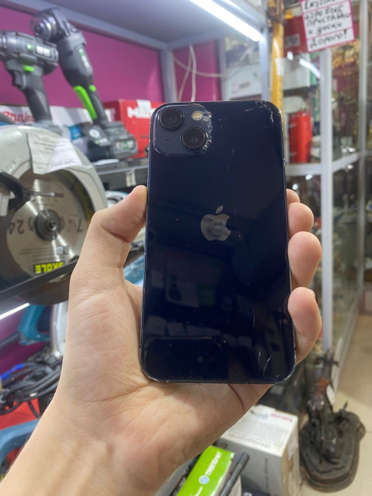 Смартфон iPhone 13 128 Gb