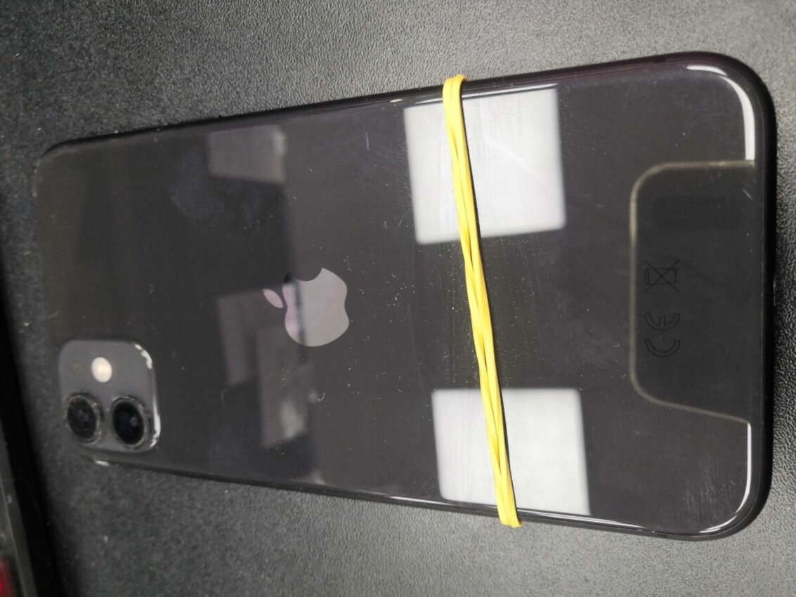 Смартфон iPhone 11 128 Gb