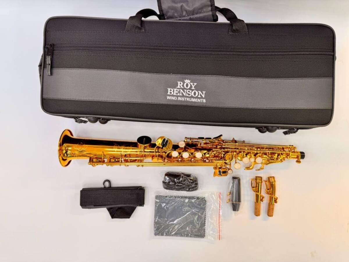 Саксофон roy benson ss-302