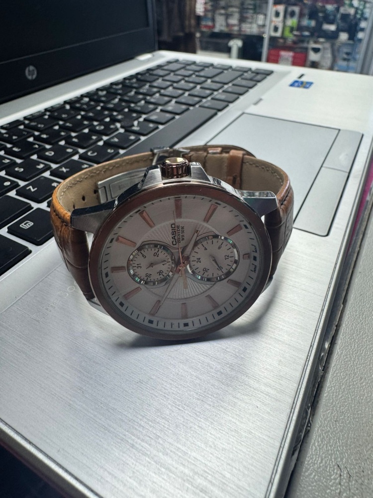Часы Casio Beside