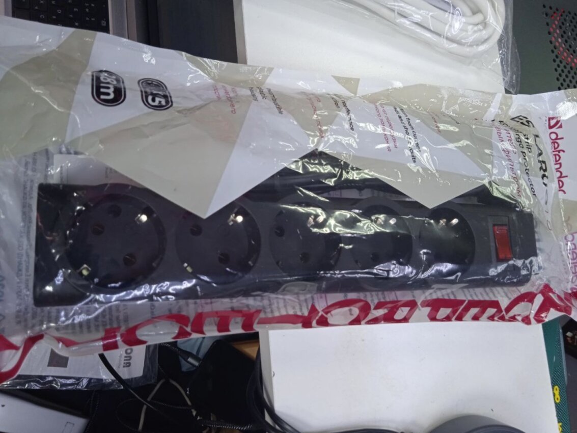 Удлинитель/сетевой фильтр 1,8 м