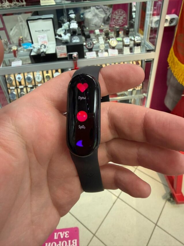 Фитнес-браслет Xiaomi MI Band 6