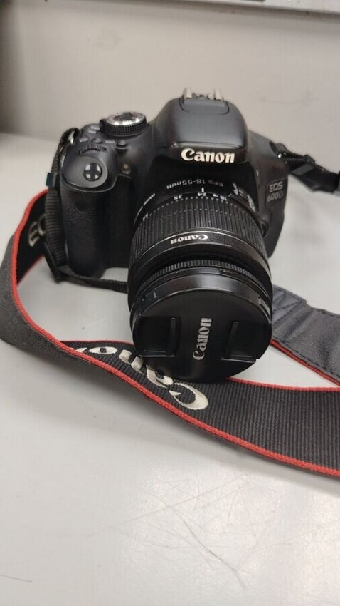 Фотоаппарат Canon eos 600d