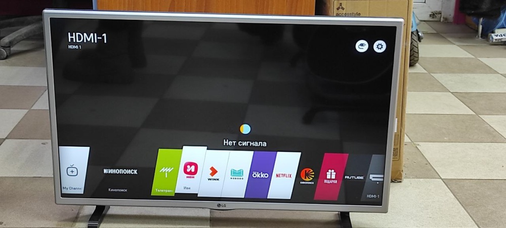 Телевизор LG 32LJ600U