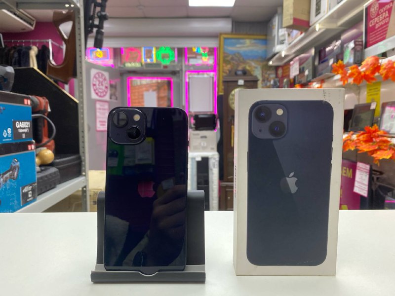 Смартфон iPhone 13 128 Gb