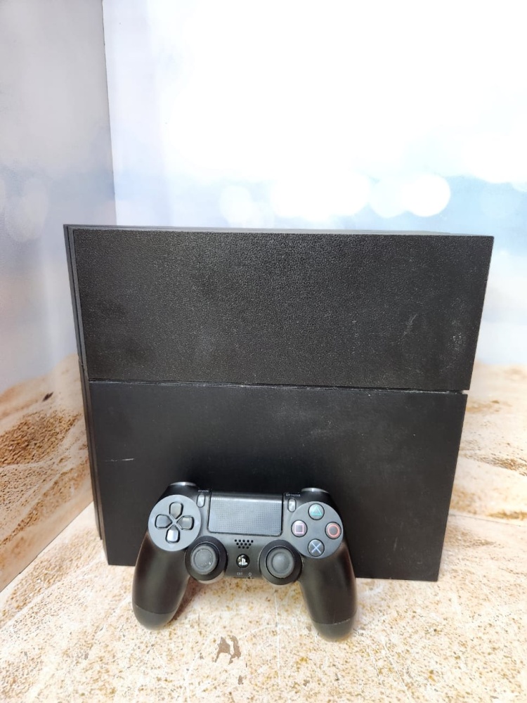 Игровая приставка Sony PlayStation 4 fat  500 ГБ