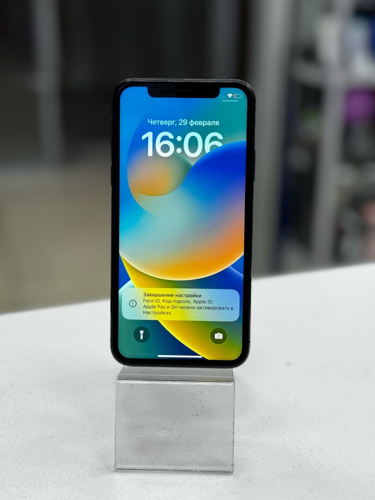 Смартфон iPhone X 64Gb