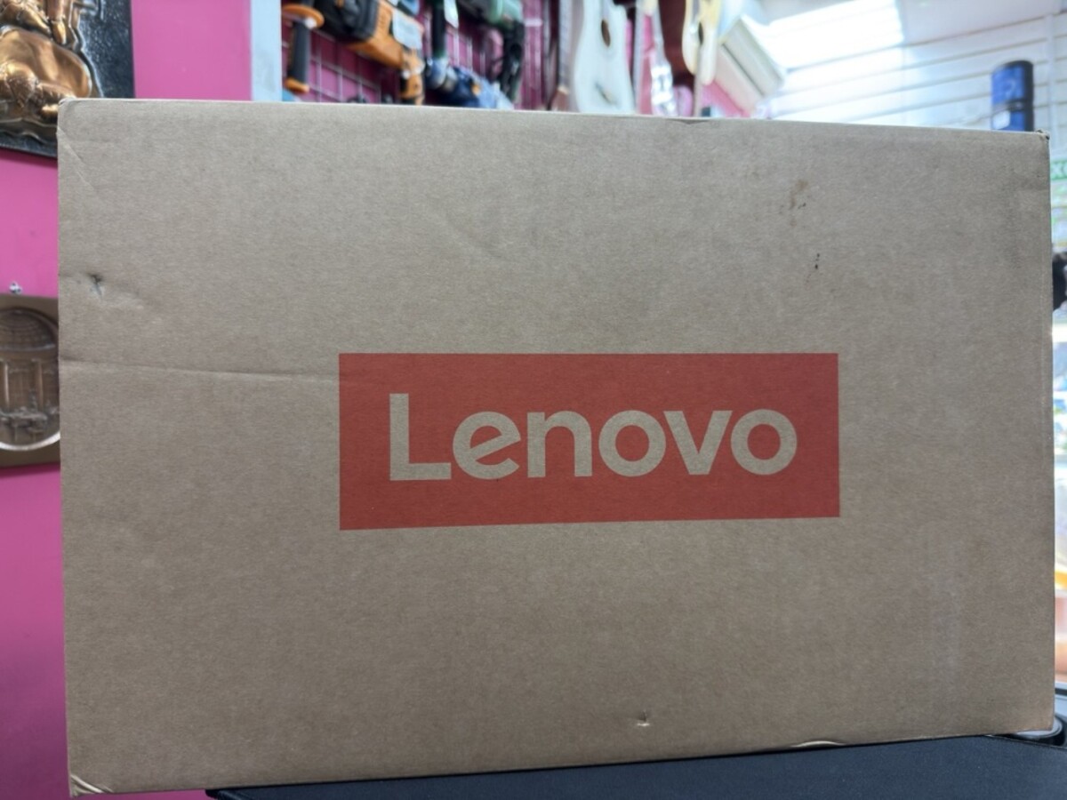 Ноутбук Lenovo deaPad Slim 3 16IAH8