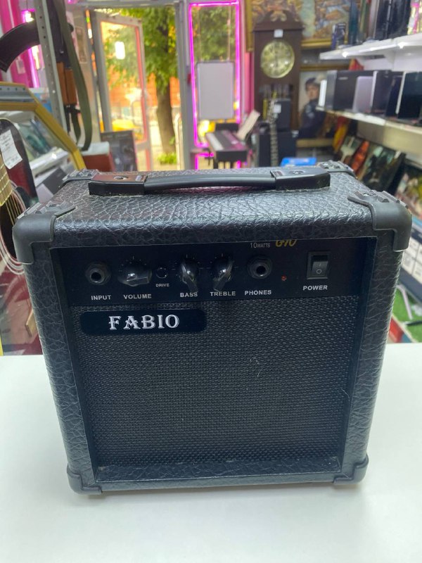 Комбоусилитель Fabio g10