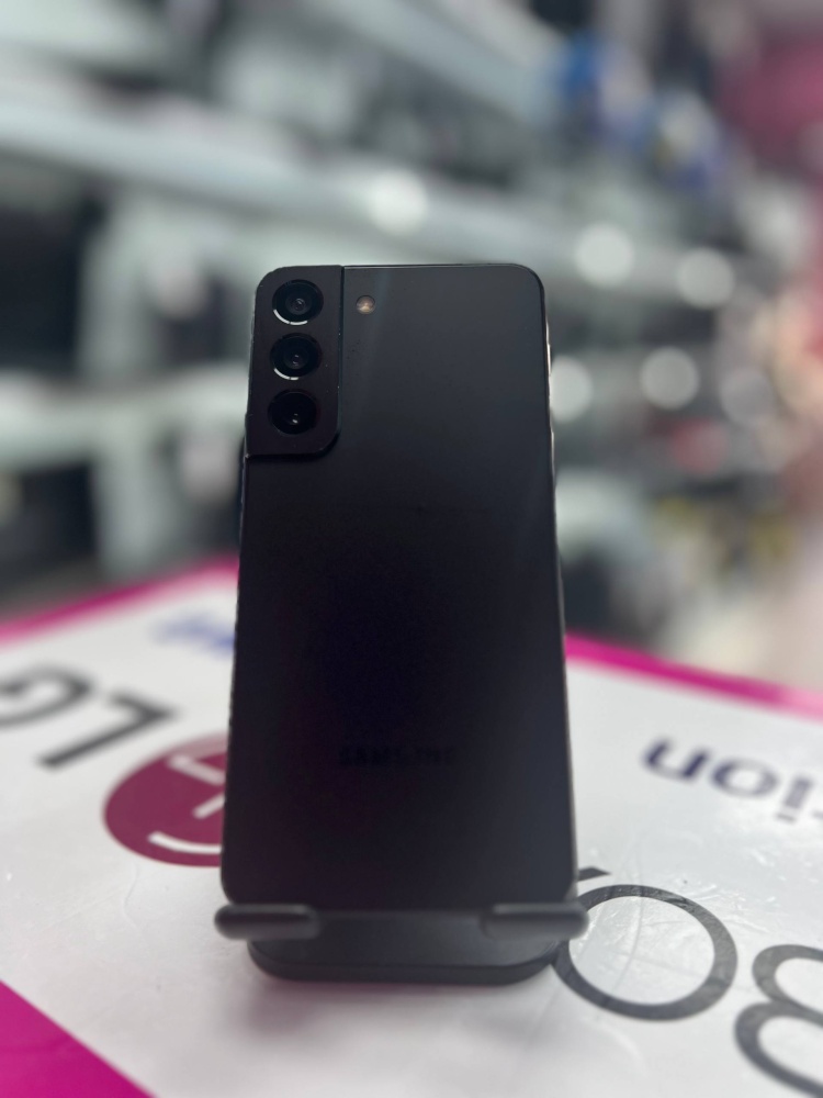 Смартфон Samsung S22 8\128 Гб