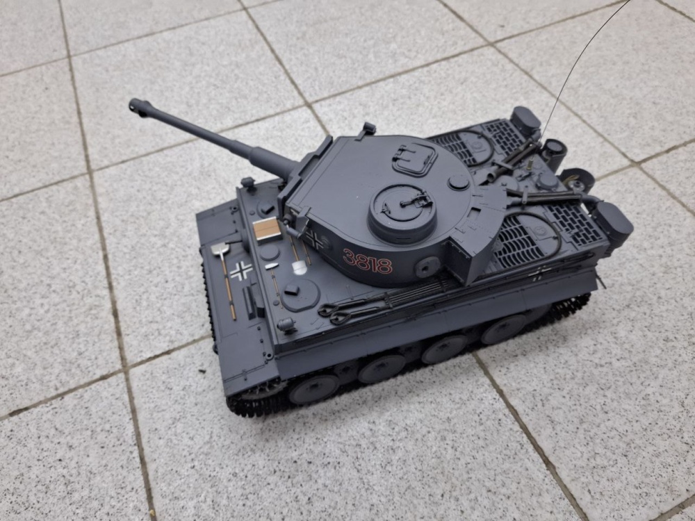 Игрушка Танк