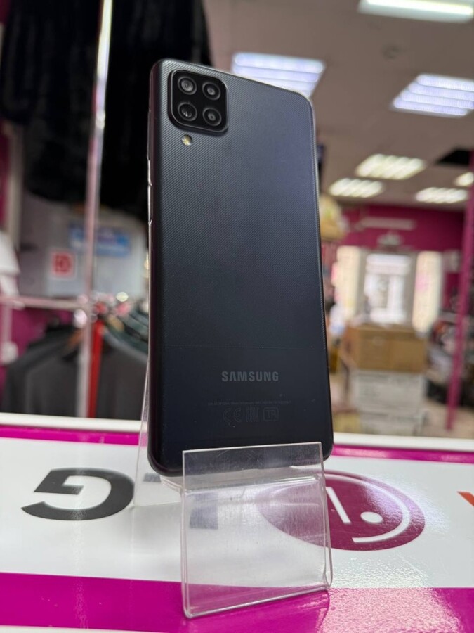 Смартфон Samsung A12