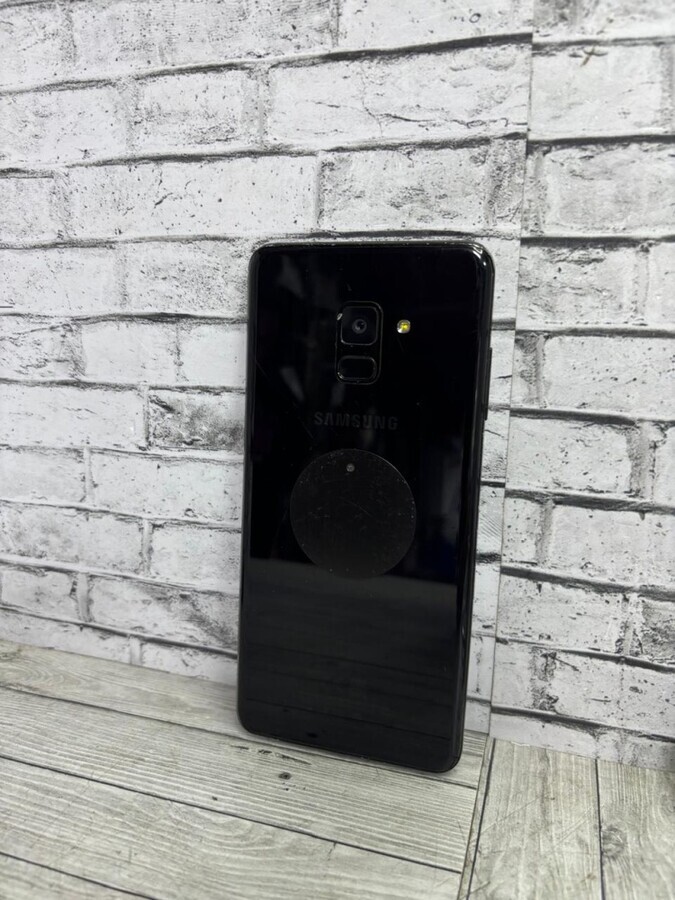 Смартфон Samsung A8+ 2018