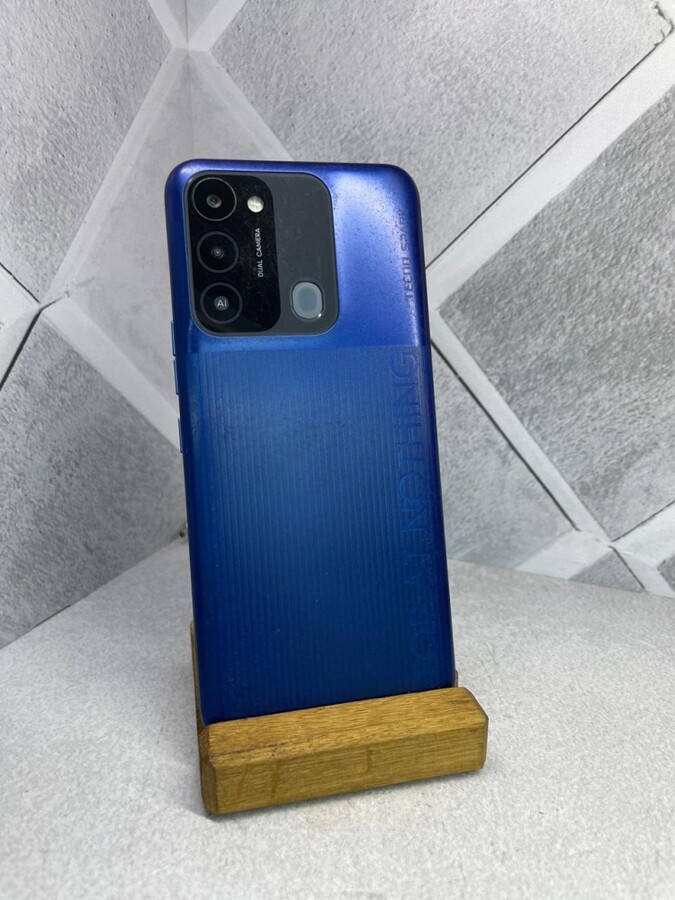 Мобильный телефон Tecno  Spark go 2022