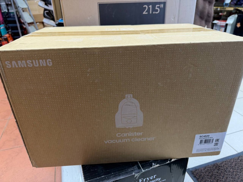 Смартфон Realme C21Y (4\64)