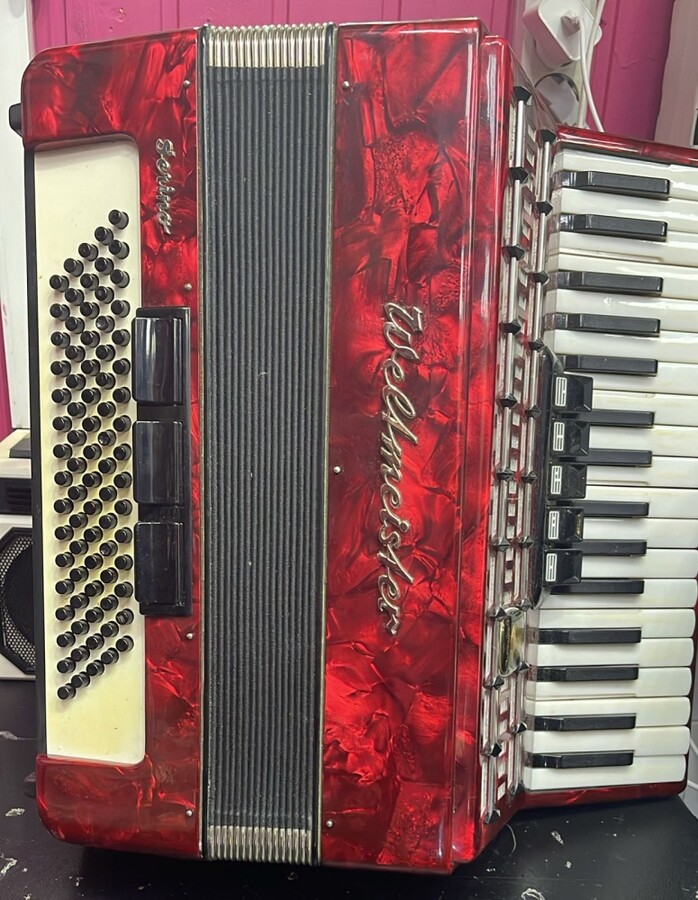 Аккордеон Weltmeister