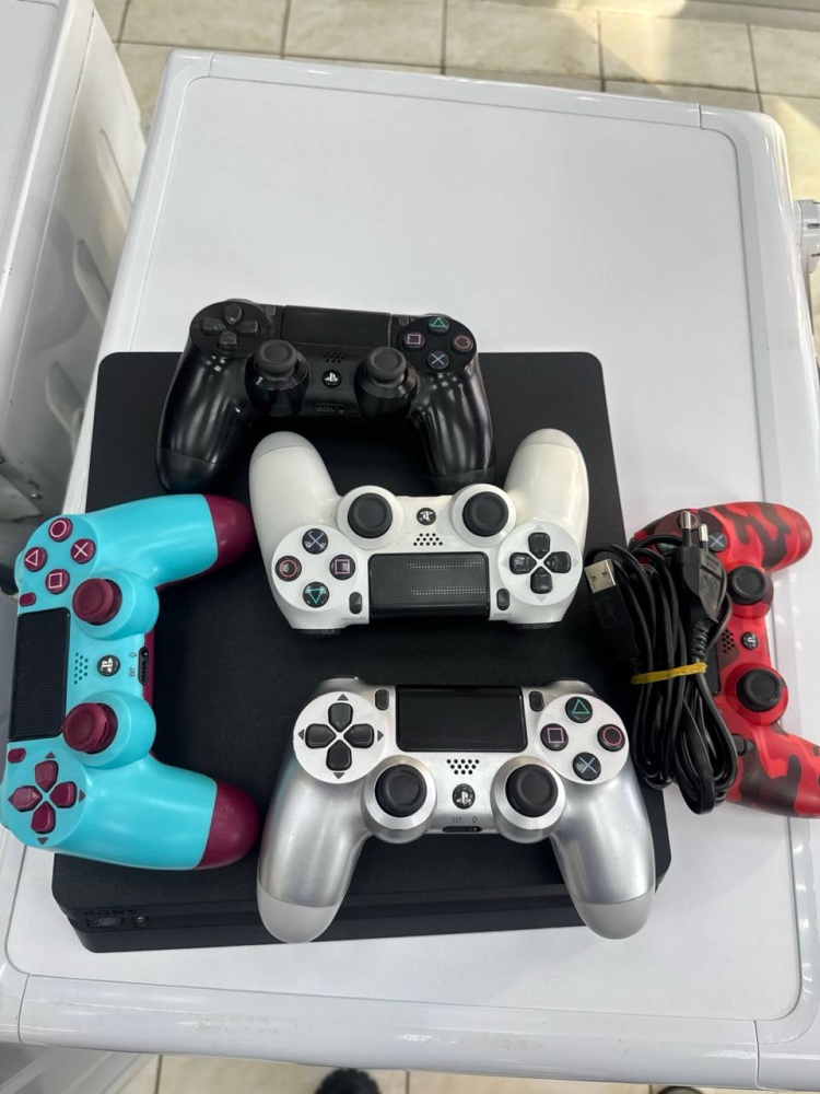 Игровая приставка Sony PlayStation 4 slim - 500