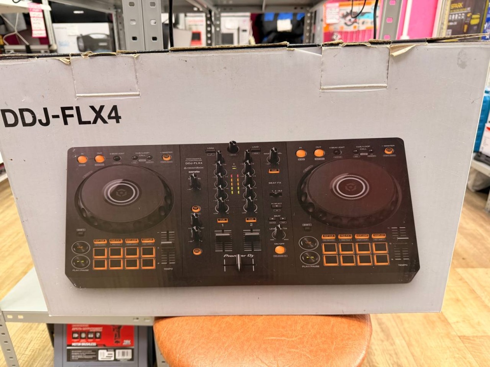 Контроллер Pioneer DDJ-FLX4