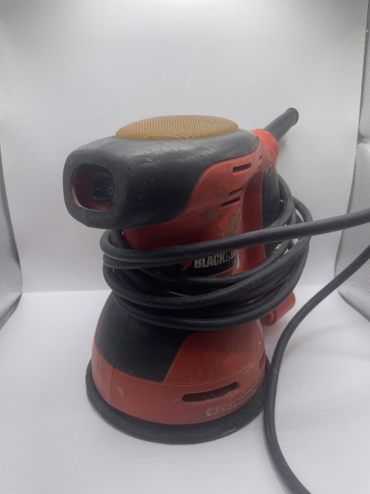 Шлифмашина BLACK&DECKER