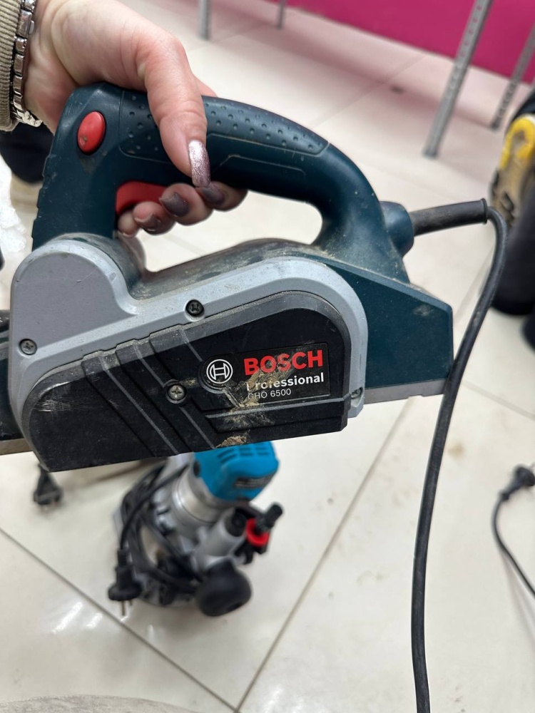 Рубанок BOSCH CH6500