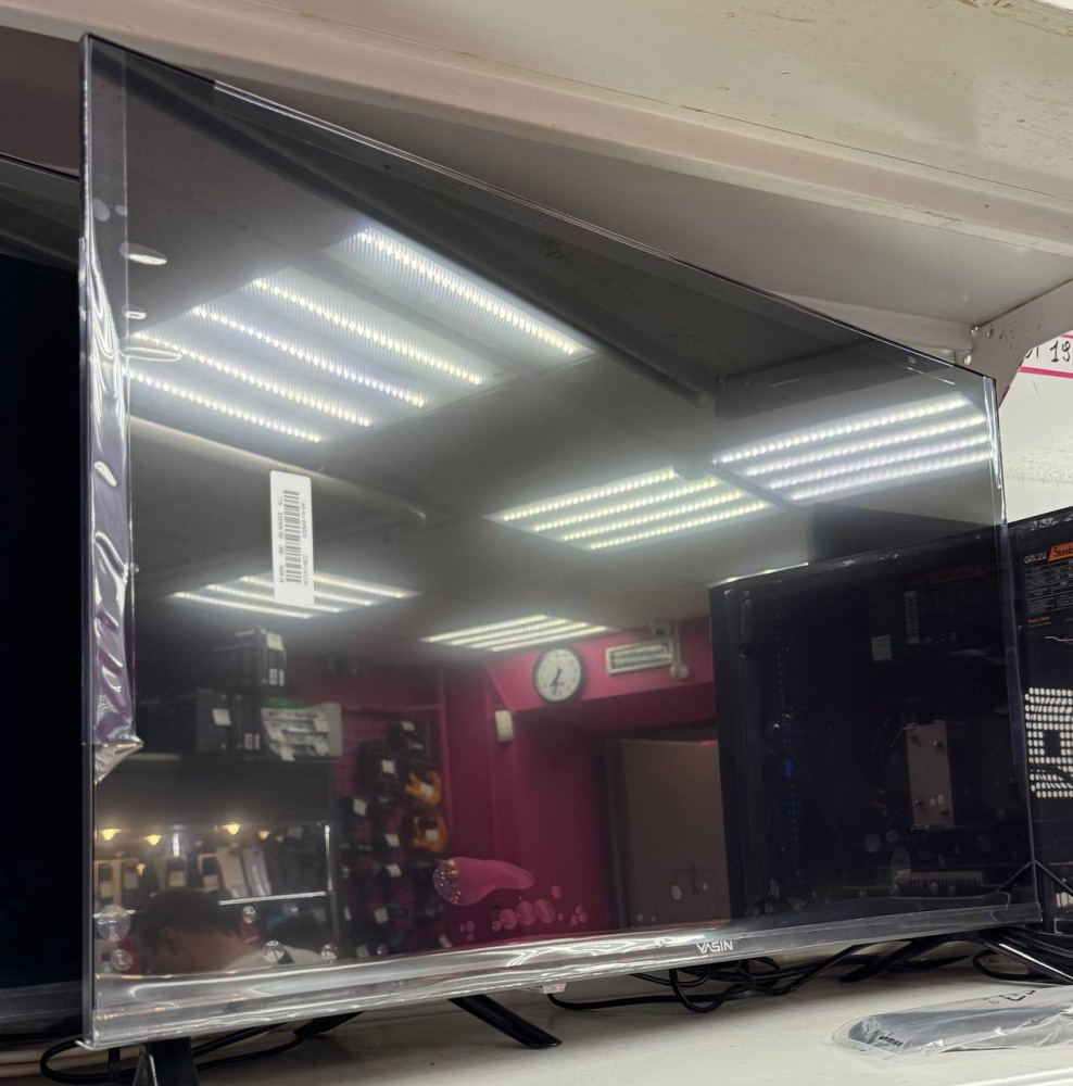Телевизор Yasin 32 SMART TV