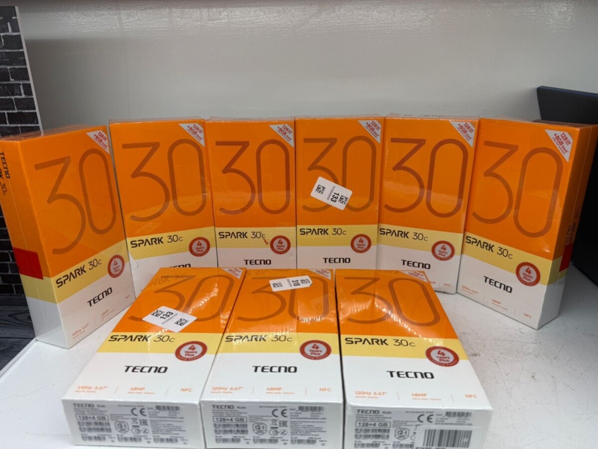 Мобильный телефон Tecno Spark 30c 4-128gb