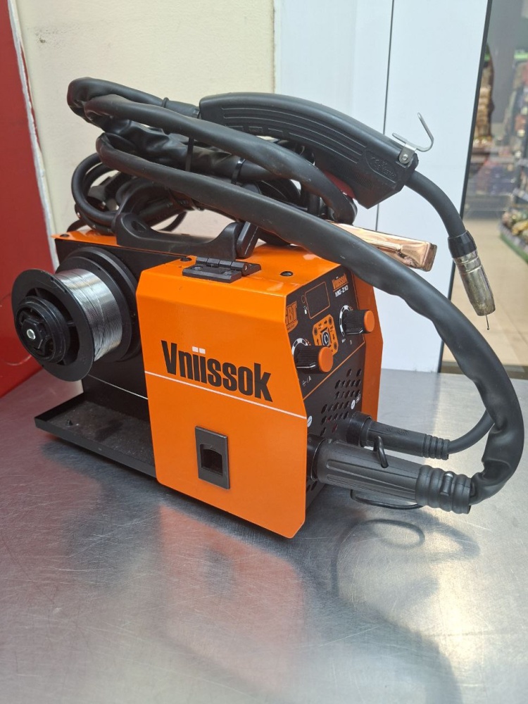 Сварочный аппарат Vniissok mig 210