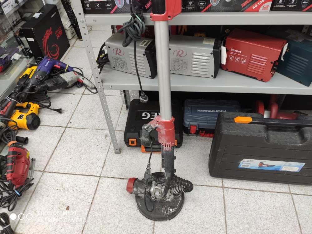 Шлифмашина Elitech