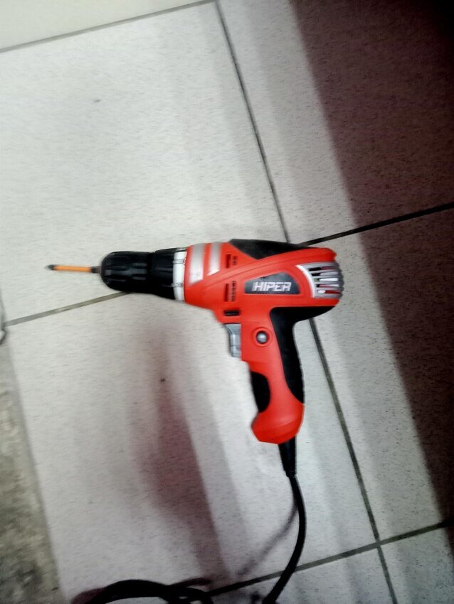 Шуруповерт СЕТЕВОЙ HIPER HES300A