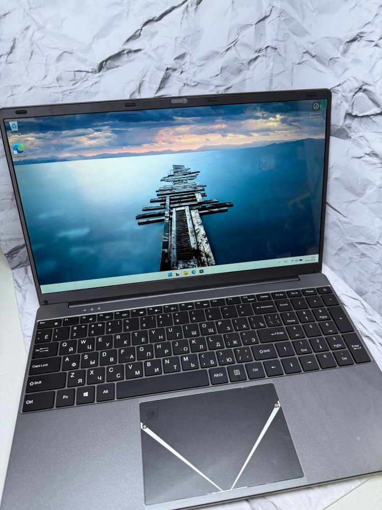 Ноутбук i3-6006U/16/128Gb