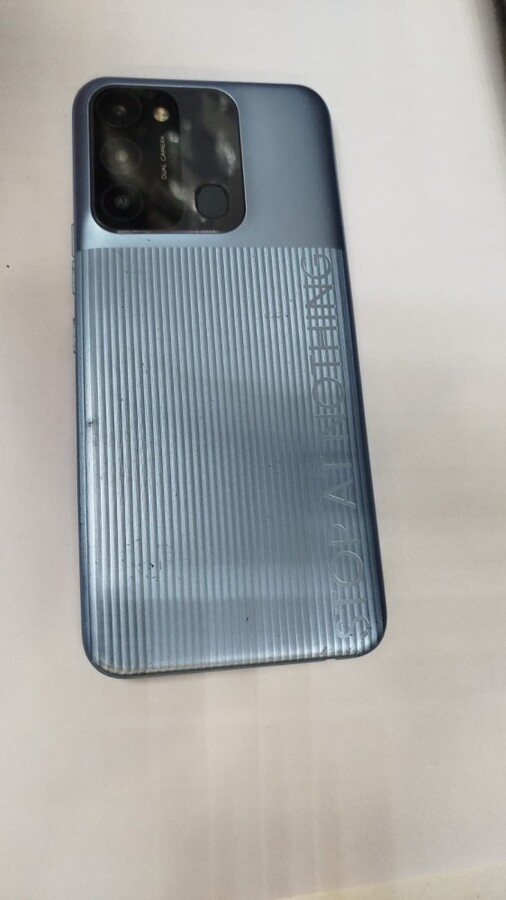 Мобильный телефон Tecno go2022