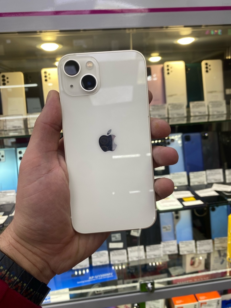 Смартфон iPhone 13 256 Gb