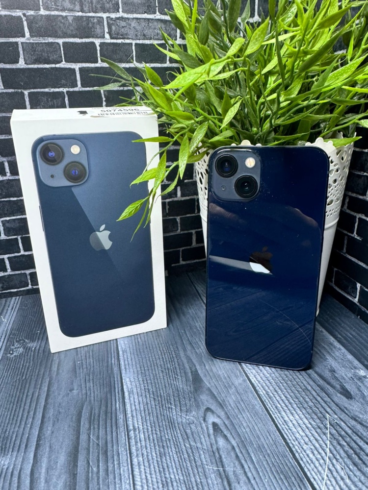 Смартфон iPhone 13 128 Gb