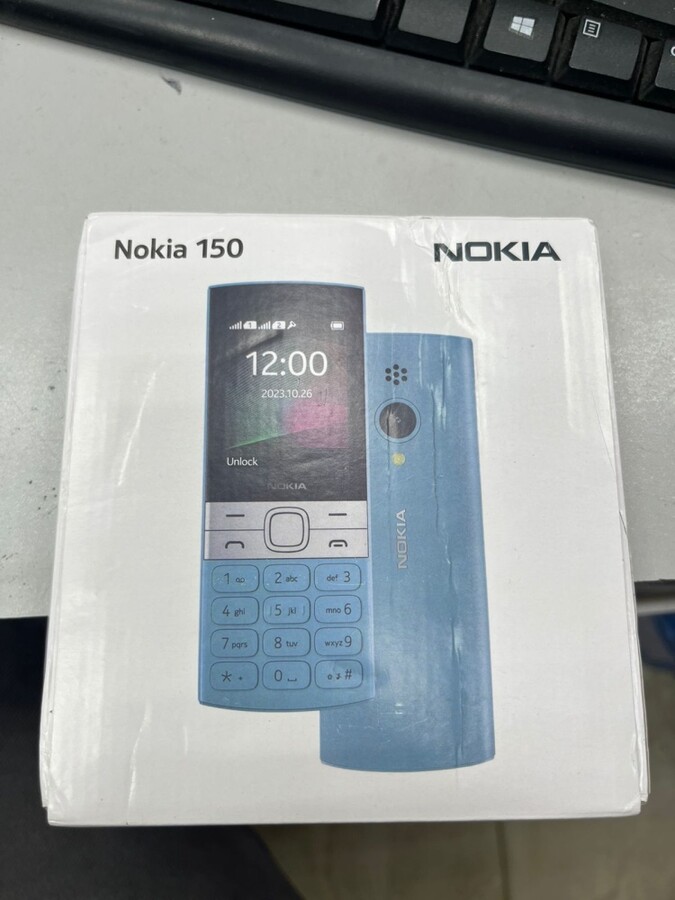 Мобильный телефон Nokia 150