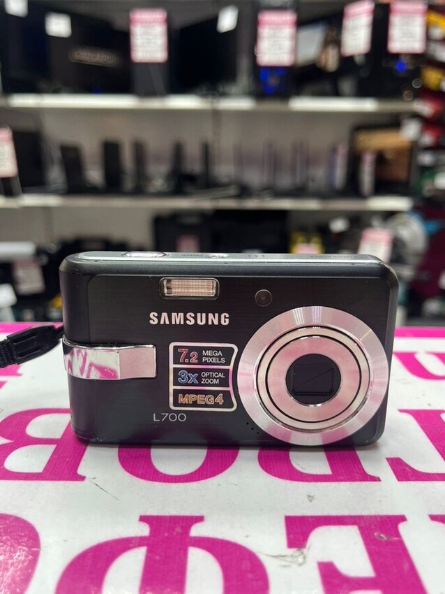 Фотоаппарат Samsung L700