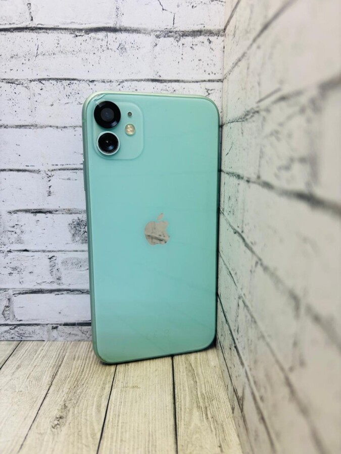 Смартфон iPhone 11 128 Gb