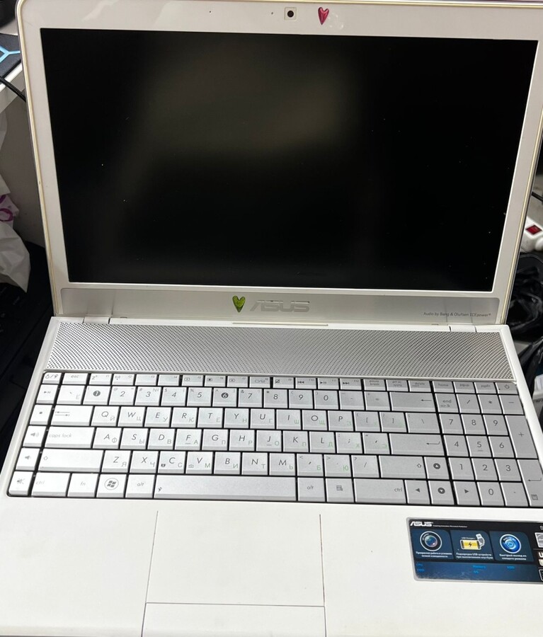 Ноутбук ASUS