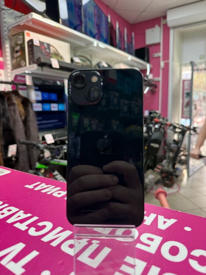 Смартфон iPhone 13 128 Gb
